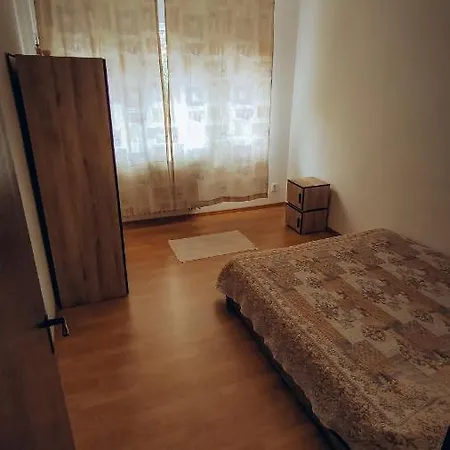 Apartament Militari, Apusului